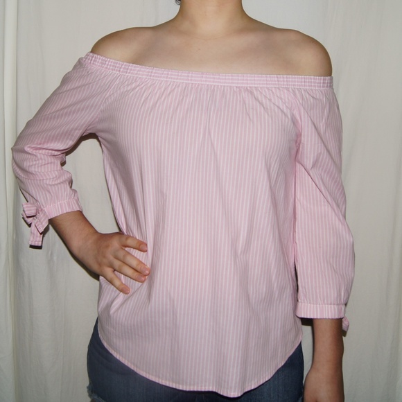 Pink Off the Shoulder Blouse - Picture 4 of 4